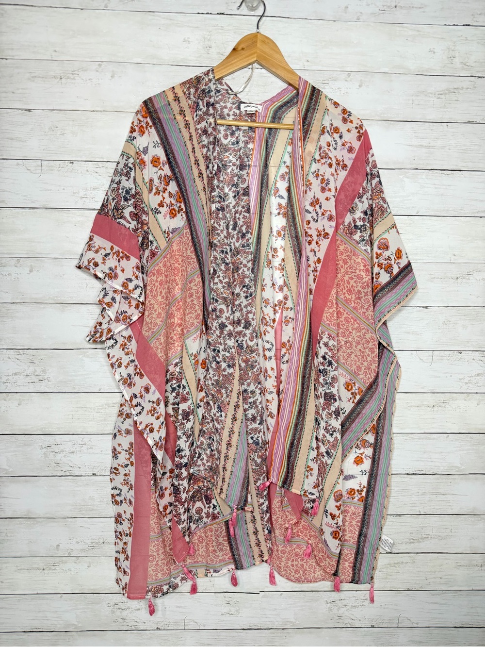 Ultra Pink Boho Mixed Print Flowy Kimono Top Plus Size 2X - Picture 2 of 6